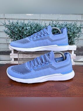 APL TechLoom Breeze sneaker
